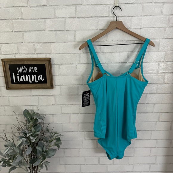 SWIMSUITS FOR ALL Teal Ruched Twist Front One-Piece Swimsuit - Picture 4 of 10